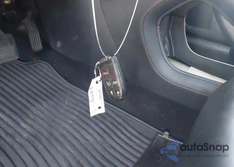 2015 Chrysler 200 C из США, поврежденный, VIN 1C3CCCEG5FN644363